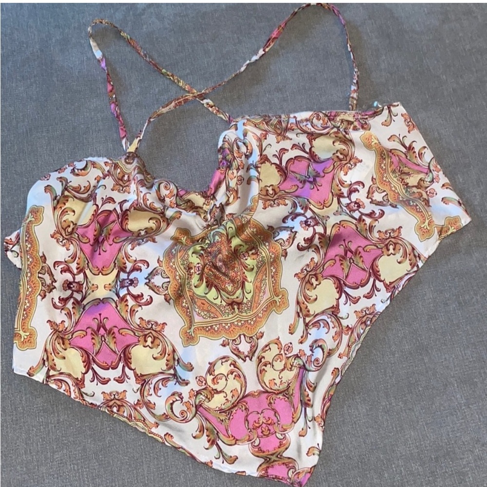 Rue21 Women's Bandana Style Top